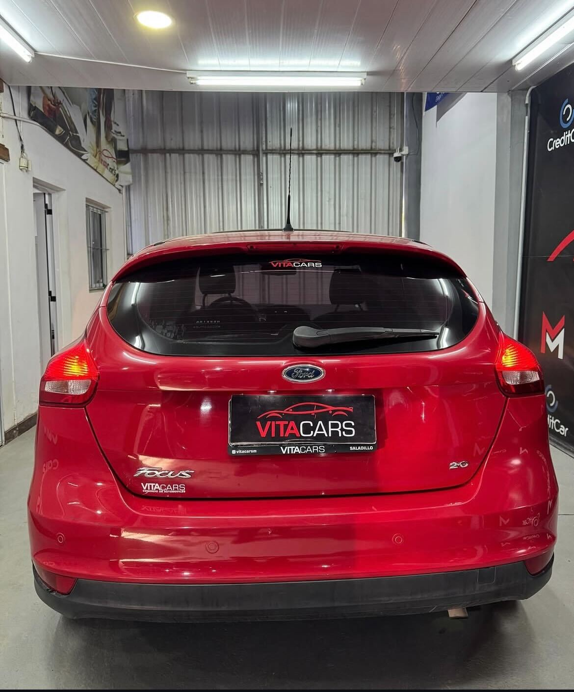 Ford Fusion — foto 5