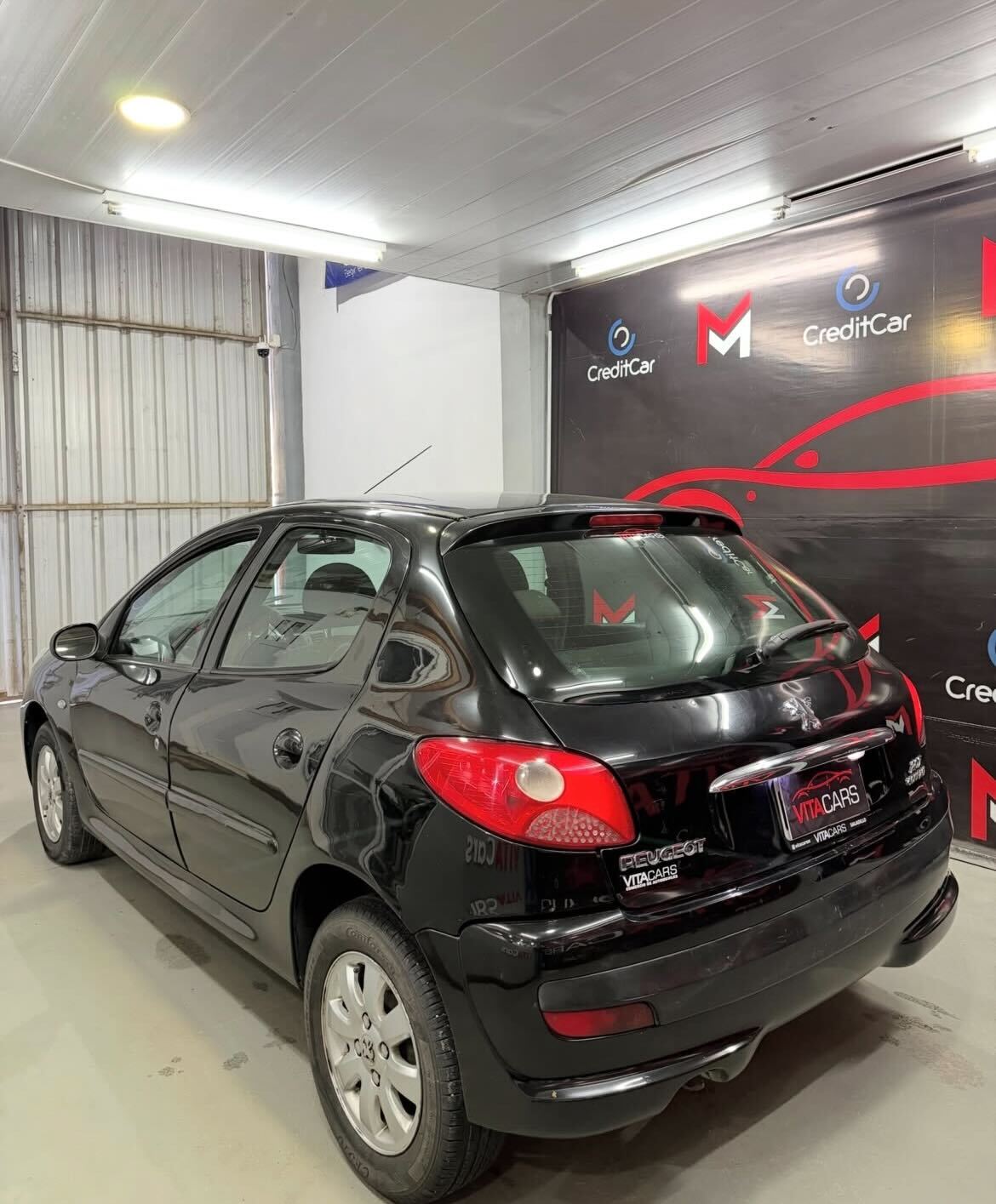Kia Carnival — foto 4